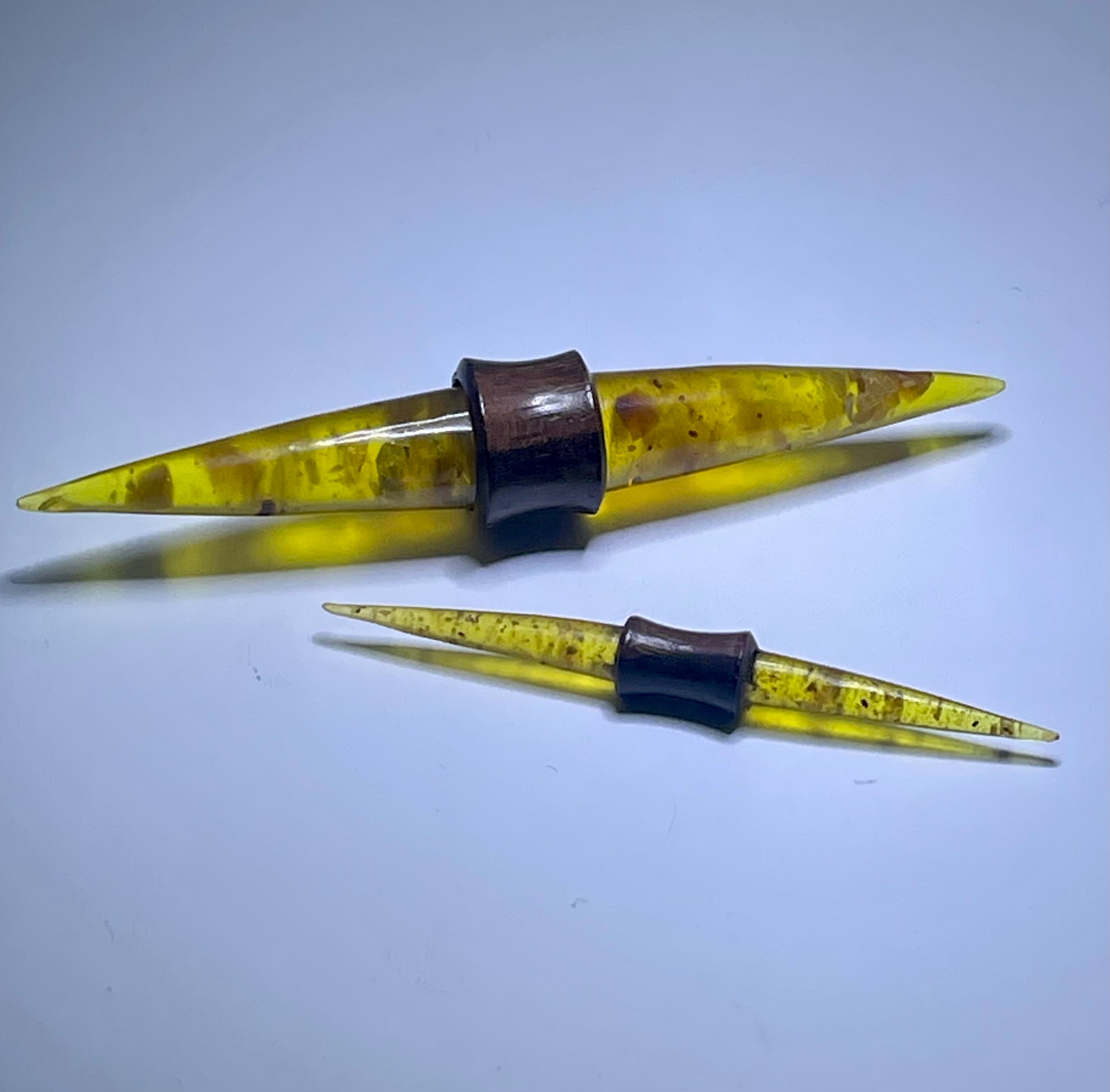 Reconstituted Amber Septum Spikes with Bone or Wood