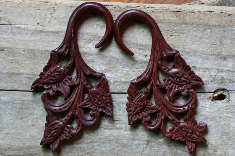 Dutsu Bloodwood Hangers