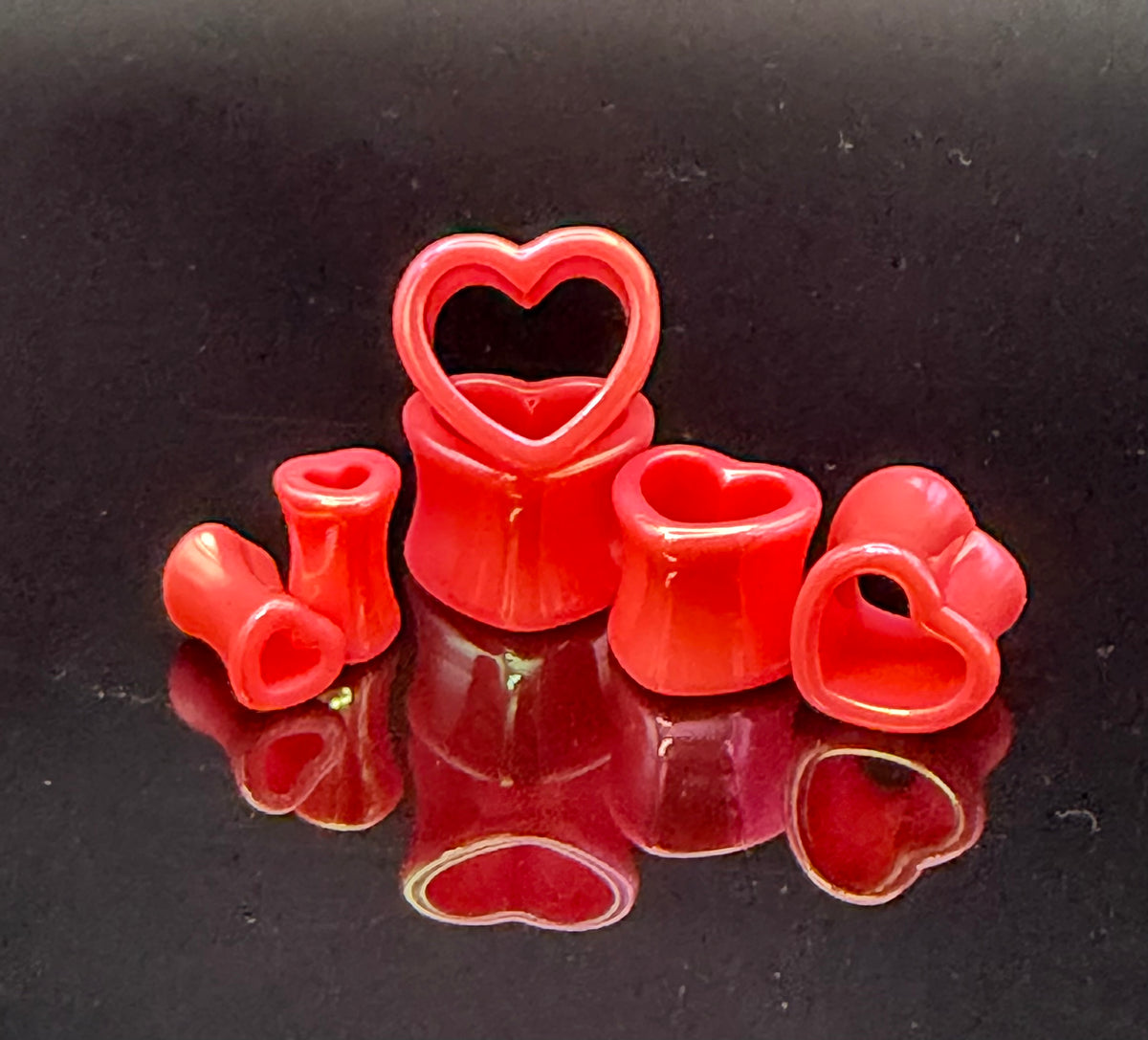 Double Flare Pink Heart Acrylic Eyelets