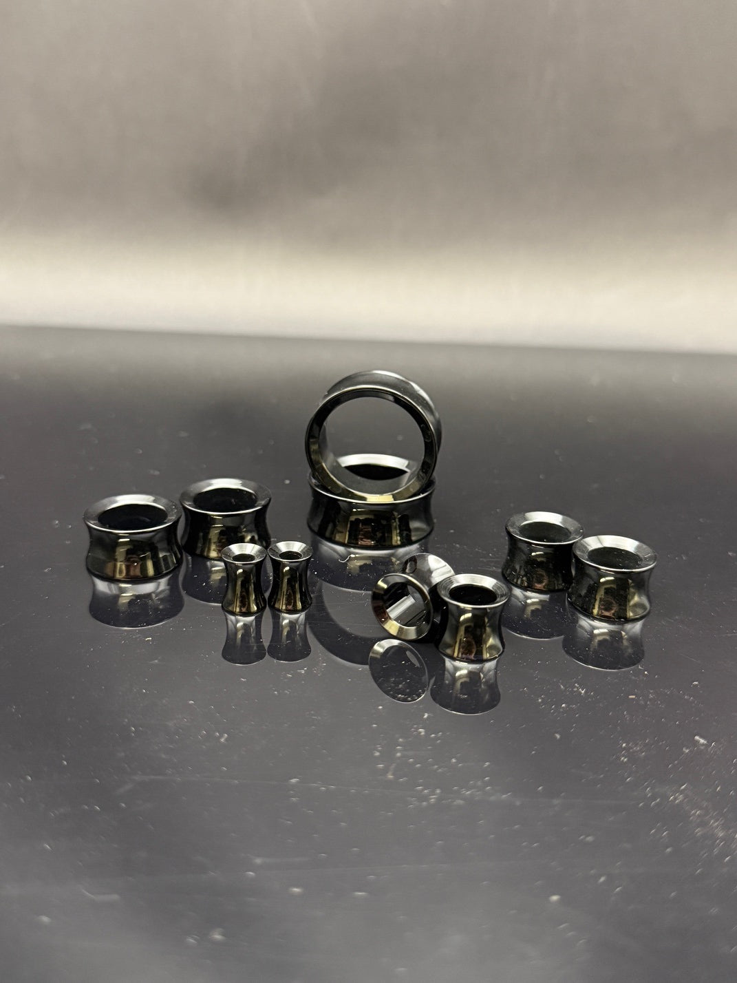 Double Flare Black Acrylic Eyelets